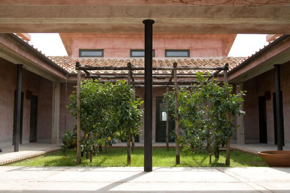 L'Isola Di Rosa - Relais & Hotel Di Charme Cerveteri Kültér fotó
